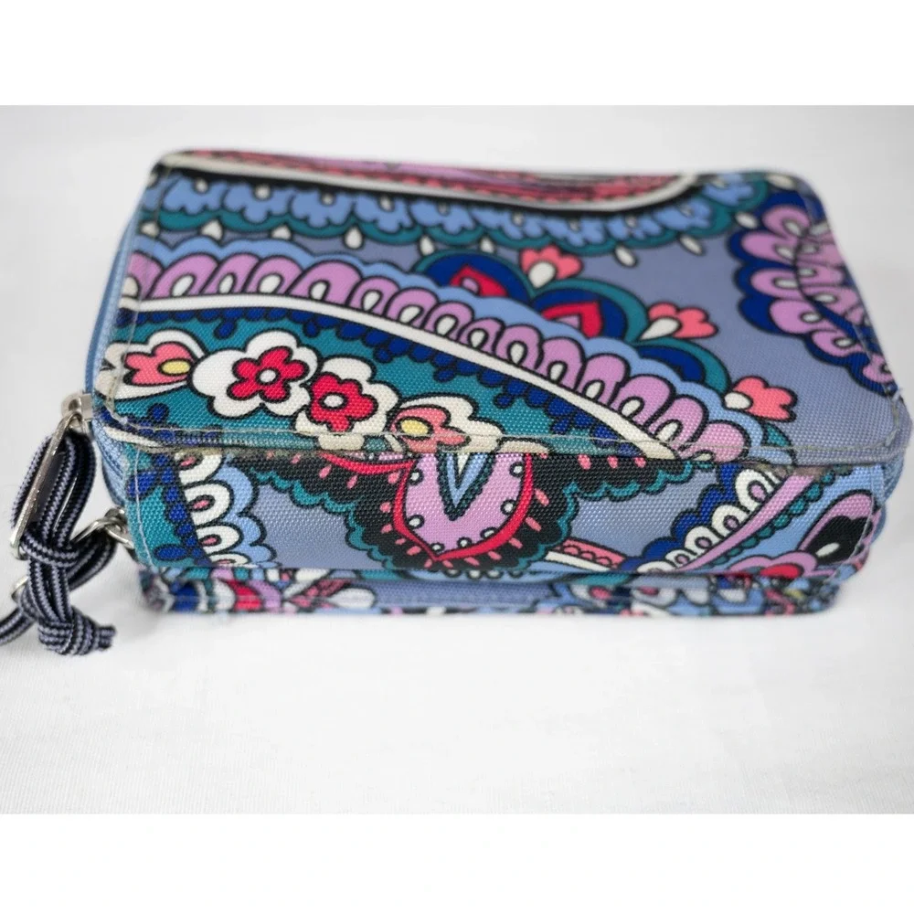 Vera Bradley RFID Kona Paisley Lighten Up Wristlet Wallet Lavender zip up - Picture 3 of 6